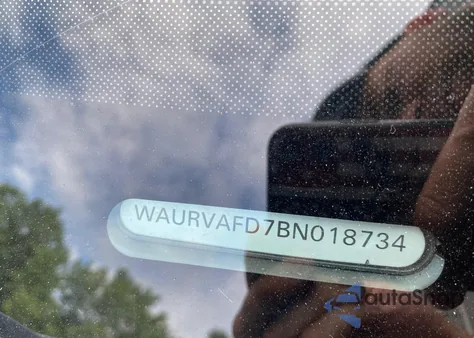 2011 Audi A8 L 4.2 из США, поврежденный, VIN WAURVAFD7BN018734